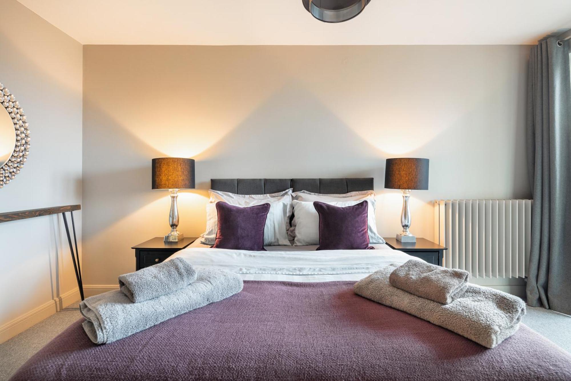 Excel, O2, Canary Wharf, London City Airport - Free Parking 외부 사진