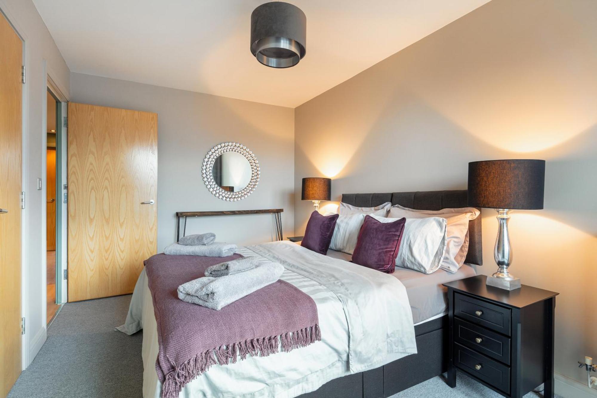 Excel, O2, Canary Wharf, London City Airport - Free Parking 외부 사진